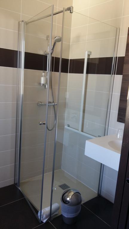 Hotel Evian Express - Terminus Εξωτερικό φωτογραφία